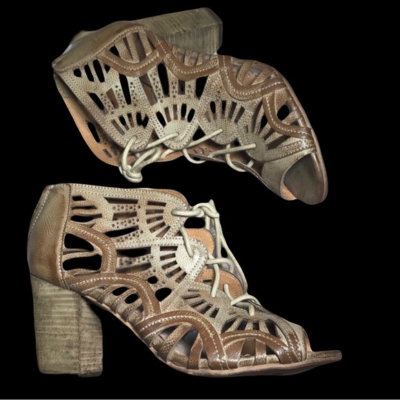 naughty monkey Shoes - Naughty Monkey Lace Up Cut Out Booties Sz 9.5 NEW!
